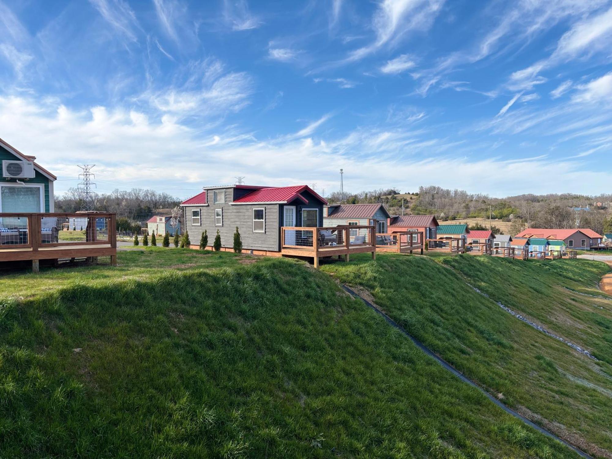 Sojourn Lodging Sevierville Exterior photo